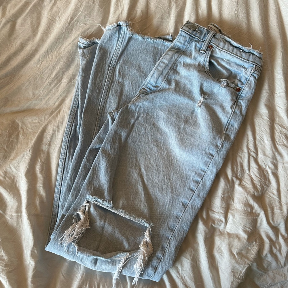 abercrombie distressed jeans